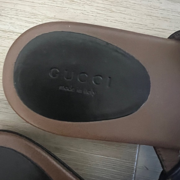 Gucci women flat sandals size 38 - Picture 6 of 6